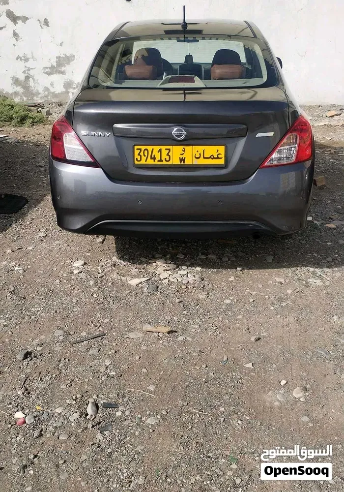 Nissan Sunny 2015 photo 3