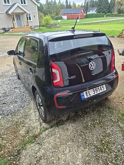 Volkswagen E-Up! 2014 photo 4