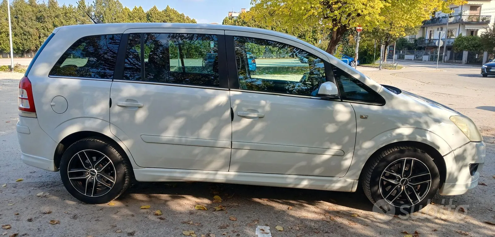 Opel Zafira 2008 photo 2