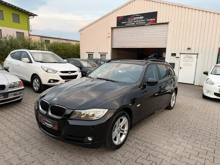 BMW 320I