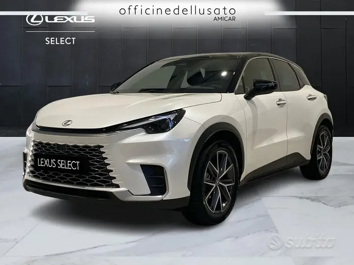 Lexus Lbx