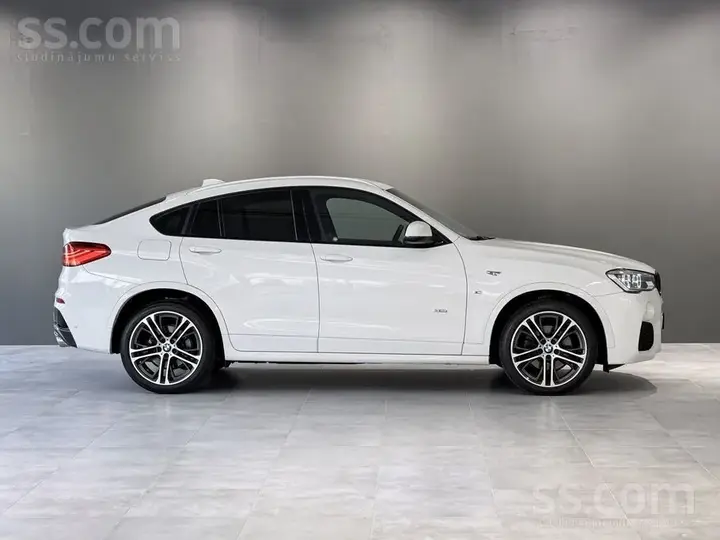 BMW X4 2015 photo 2