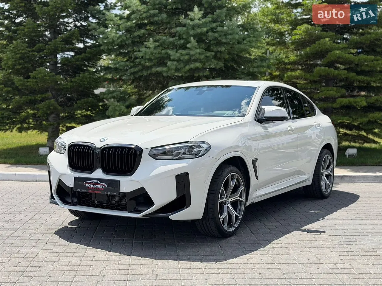 BMW X4 2023 photo 2
