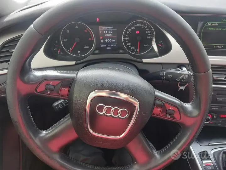 Audi A4 Avant 2010 photo 4