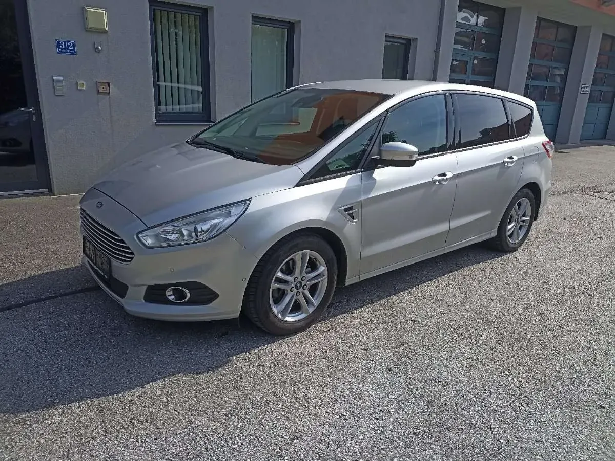 Ford S-Max