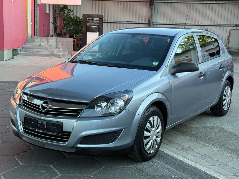 Opel Astra H