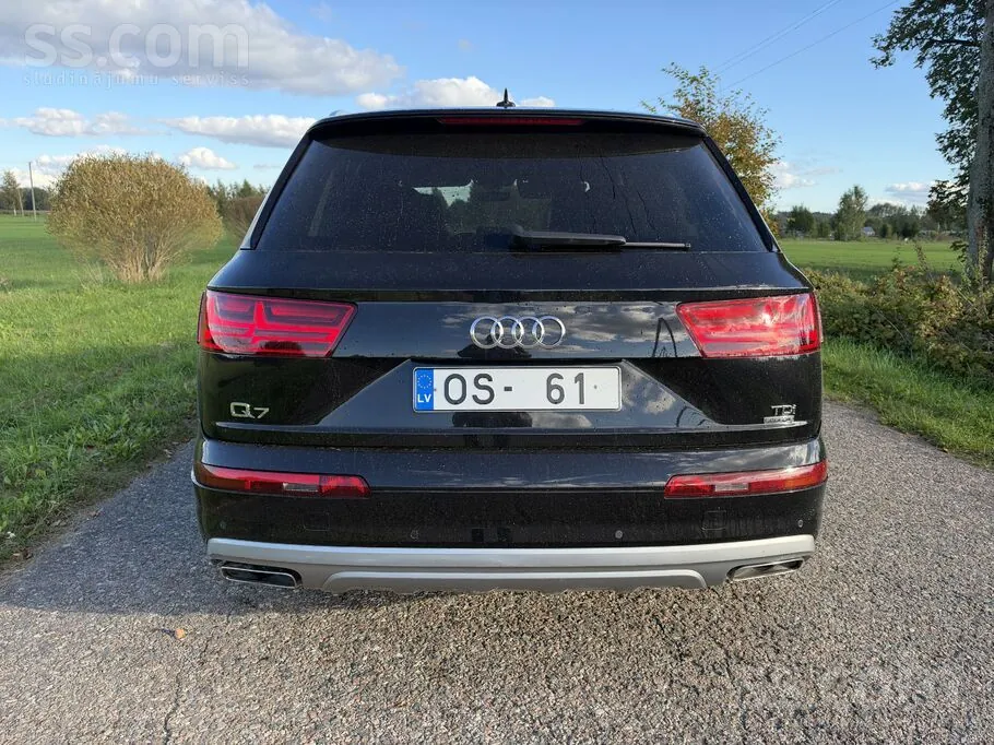 Audi Q7 2016 photo 4
