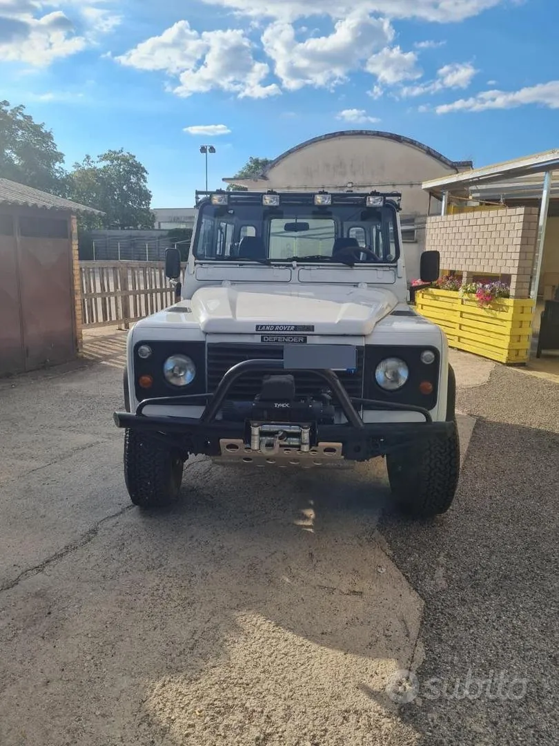 Land Rover Defender 1999 photo 3