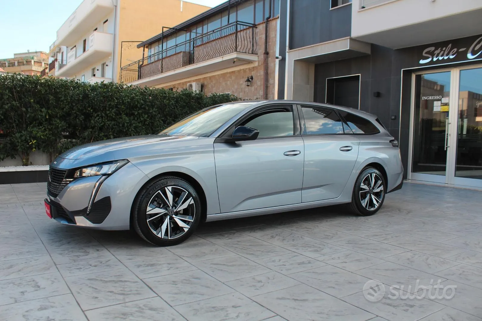 Peugeot 308 2022 photo 3