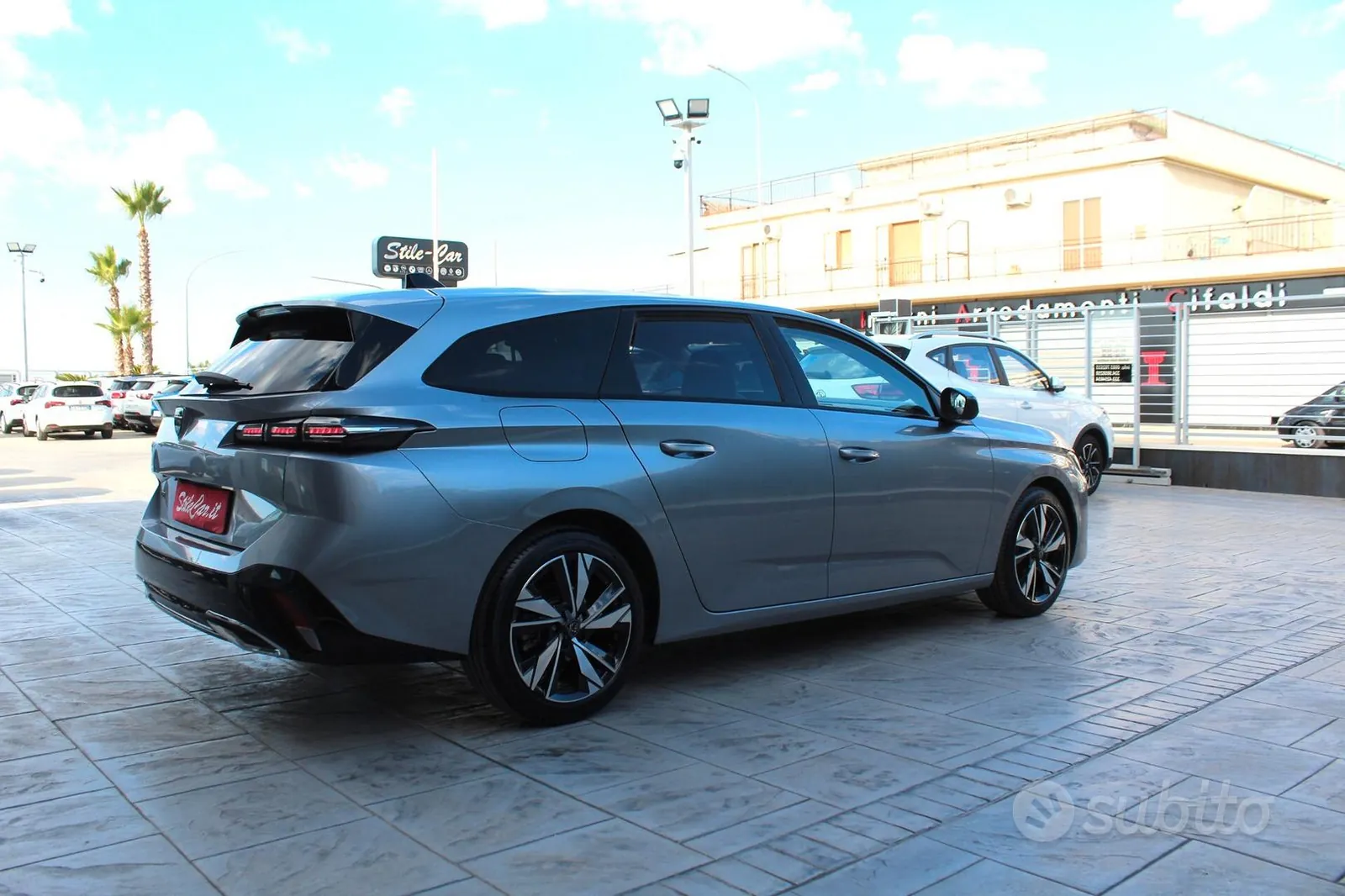 Peugeot 308 2022 photo 2