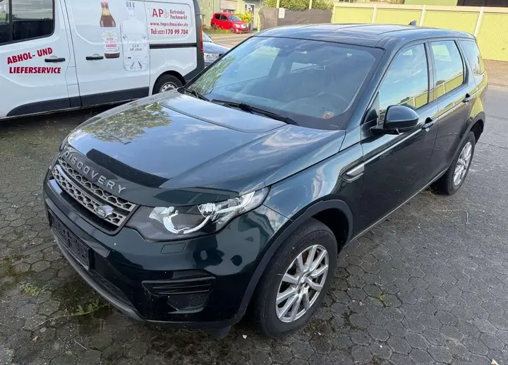 Land Rover Discovery Sport 2016 photo 2