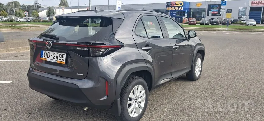 Toyota Yaris Cross 2025 photo 3