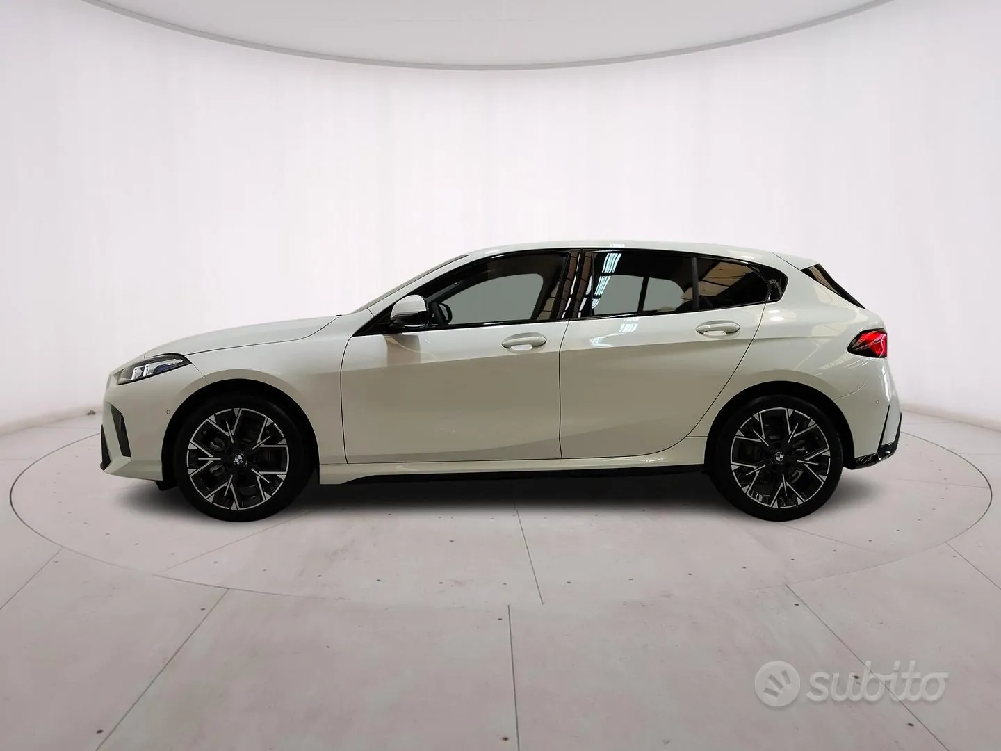 BMW 1 Series 2026 photo 3