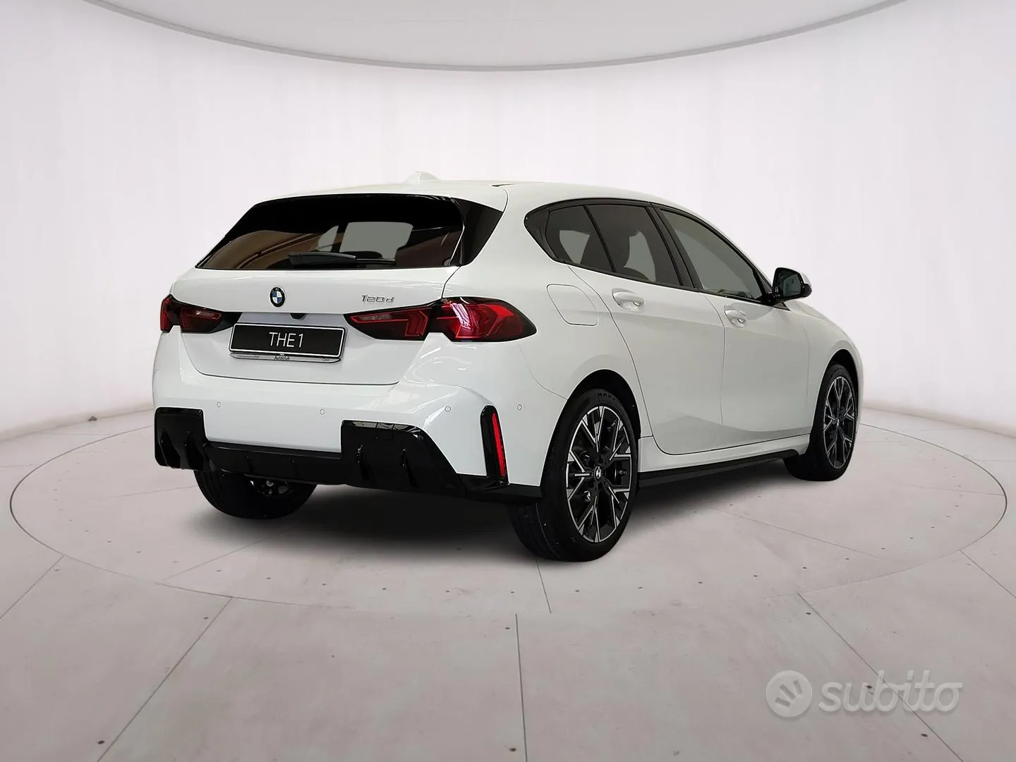 BMW 1 Series 2026 photo 2