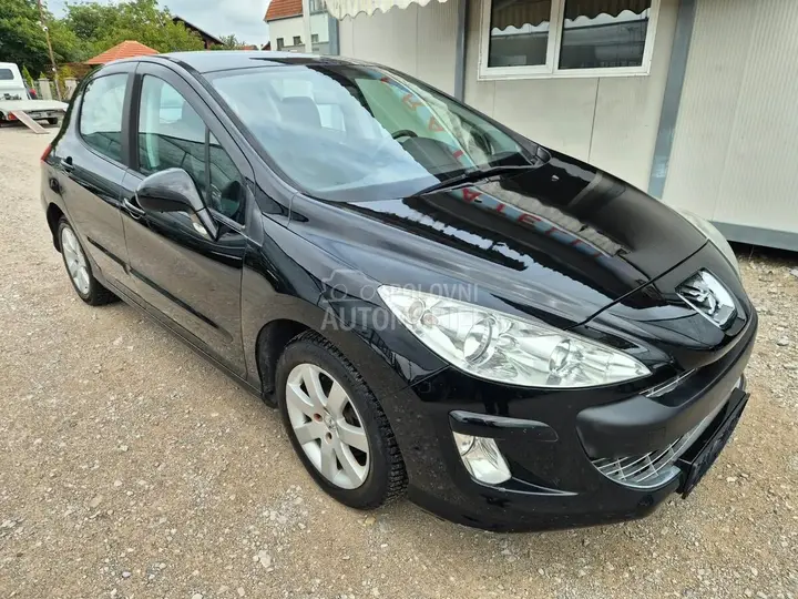 Peugeot 308 2010 photo 5