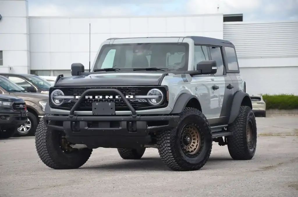 Ford Bronco 2022 photo 2