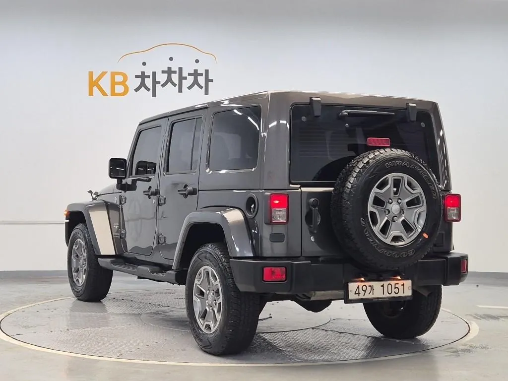 Jeep Wrangler 2017 photo 2