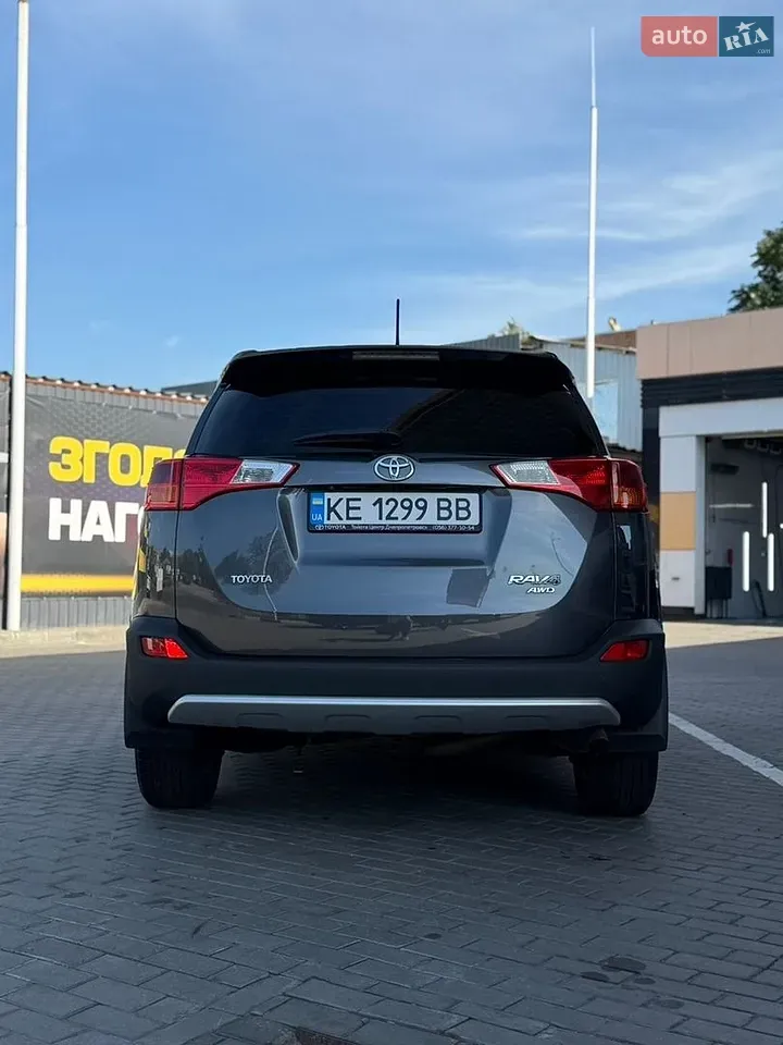 Toyota Rav4 2013 photo 5