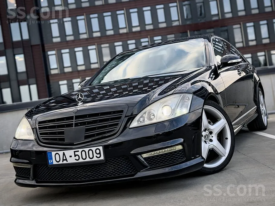 Mercedes-Benz S320