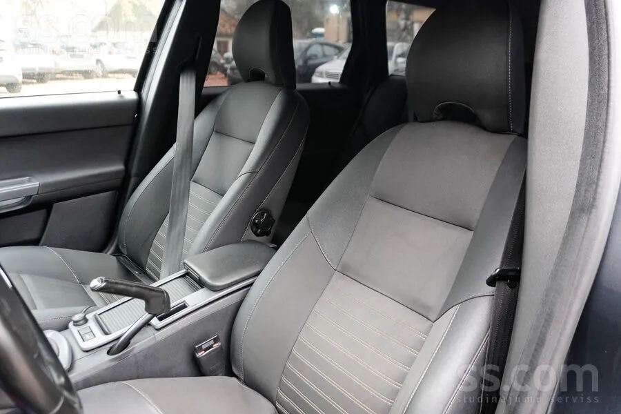 Volvo V50 2010 photo 5