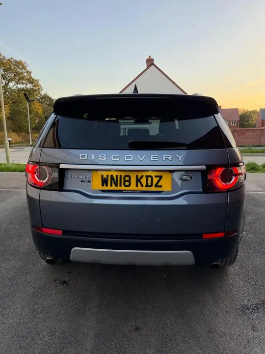 Land Rover Discovery Sport 2018 photo 5
