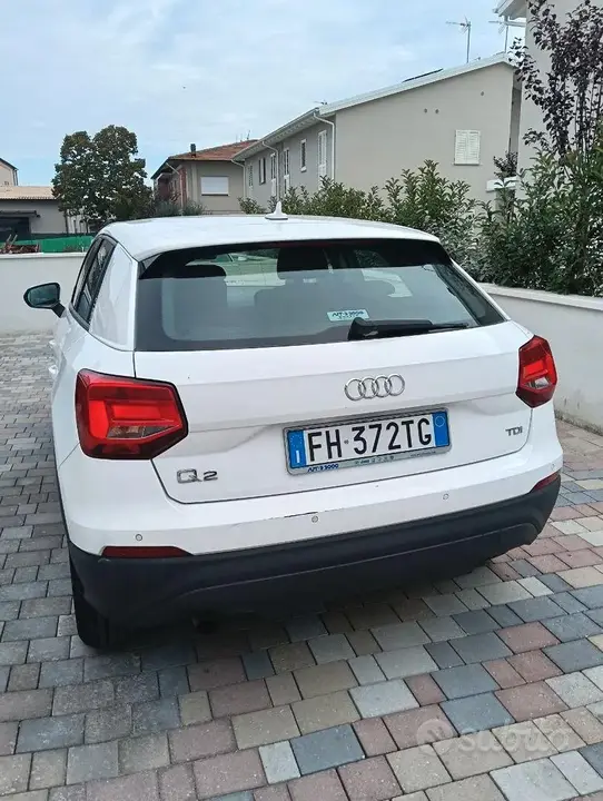 Audi Q2 2017 photo 2