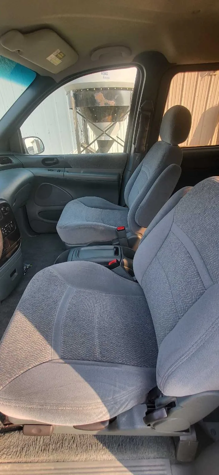 Ford Windstar 1998 photo 2