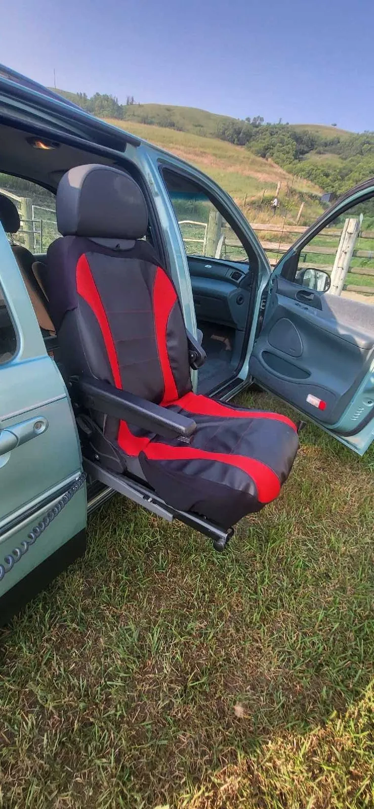 Ford Windstar 1998 photo 3