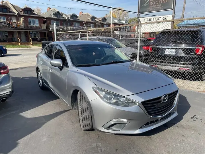 Mazda Mazda3 2014 photo 3