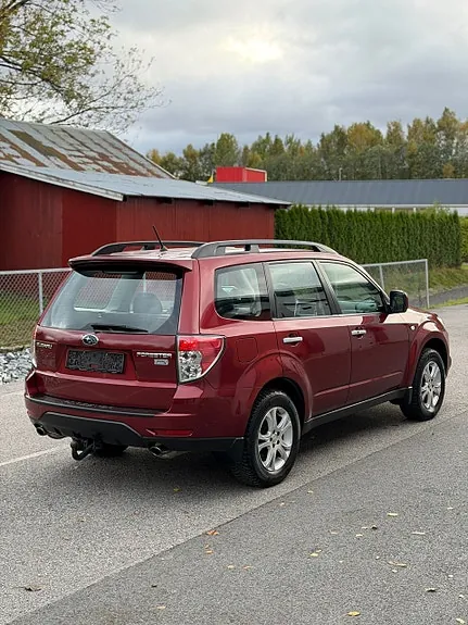 Subaru Forester 2010 photo 5