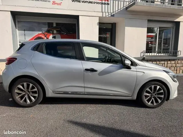 Renault Clio 2021 photo 3