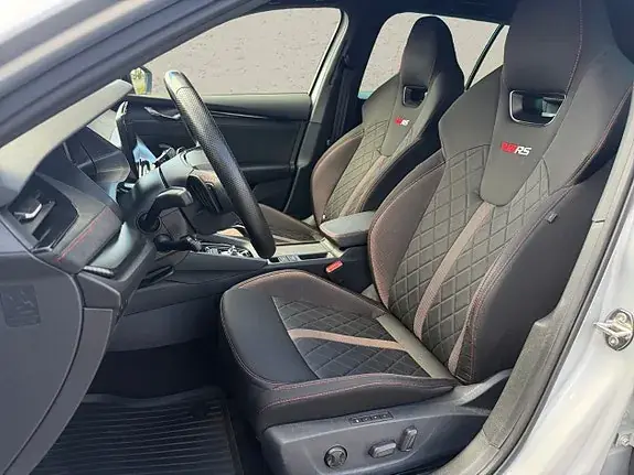 Skoda Octavia 2024 photo 3