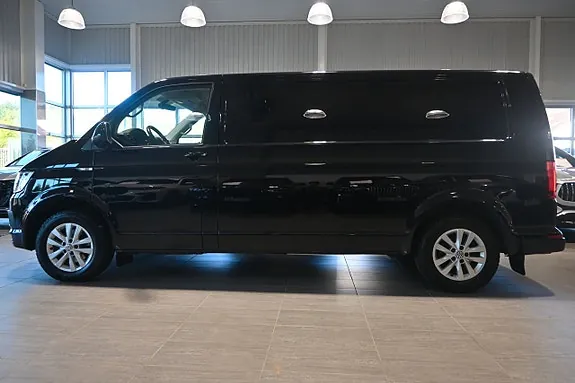 Volkswagen Transporter 2018 photo 2