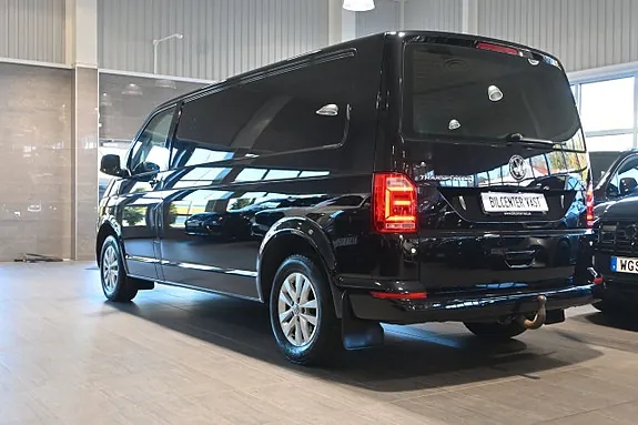 Volkswagen Transporter 2018 photo 3