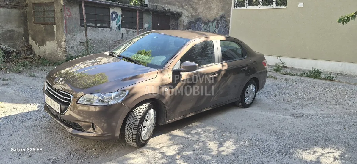 Peugeot 301