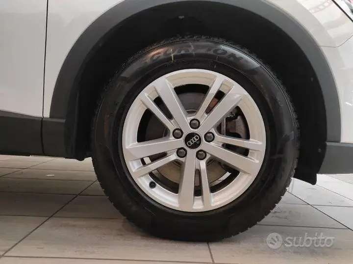 Audi Q3 2021 photo 5