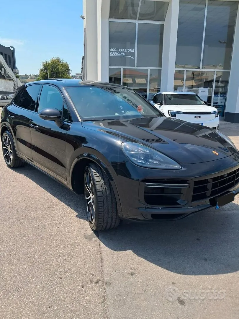 Porsche Cayenne 2018 photo 2