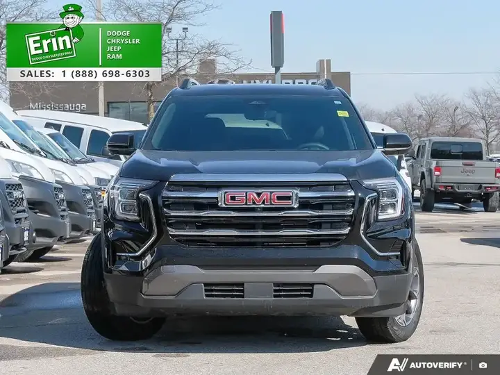 GMC Terrain 2026 photo 2