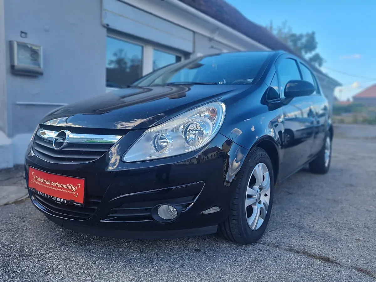 Opel Corsa 2010 photo 2