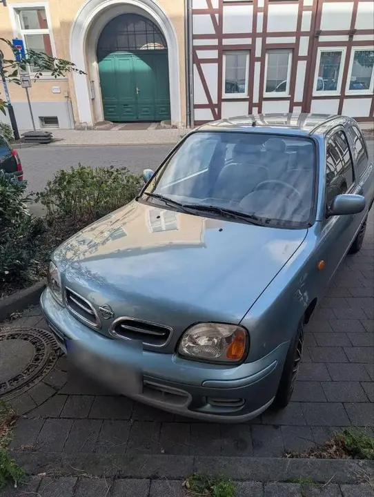 Nissan Micra