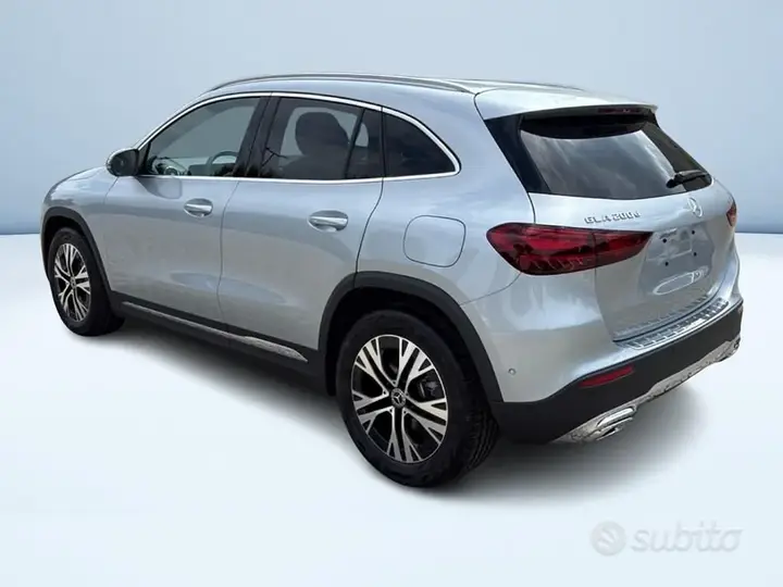 Mercedes-Benz Gla 2026 photo 5