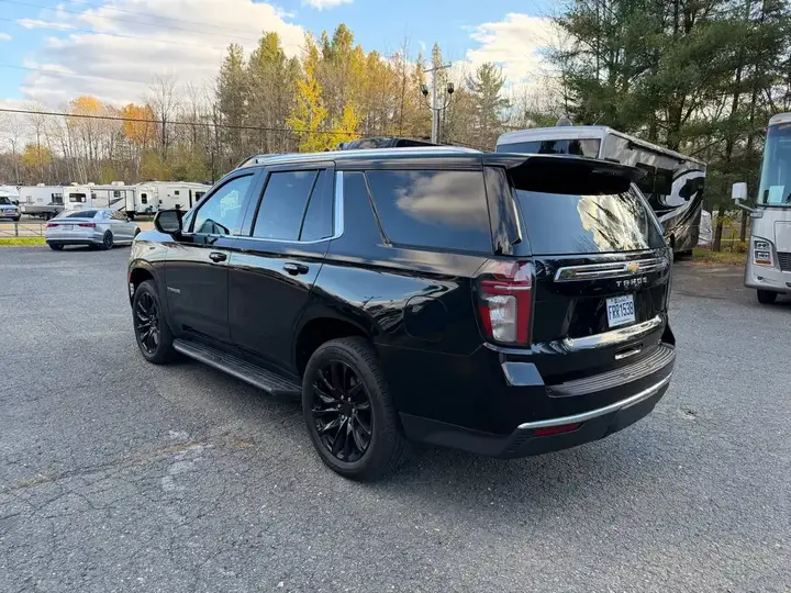 Chevrolet Tahoe 2021 photo 3