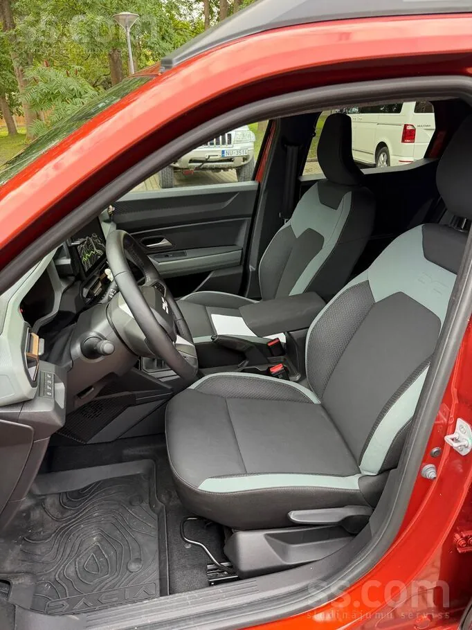 Dacia Duster 2025 photo 5