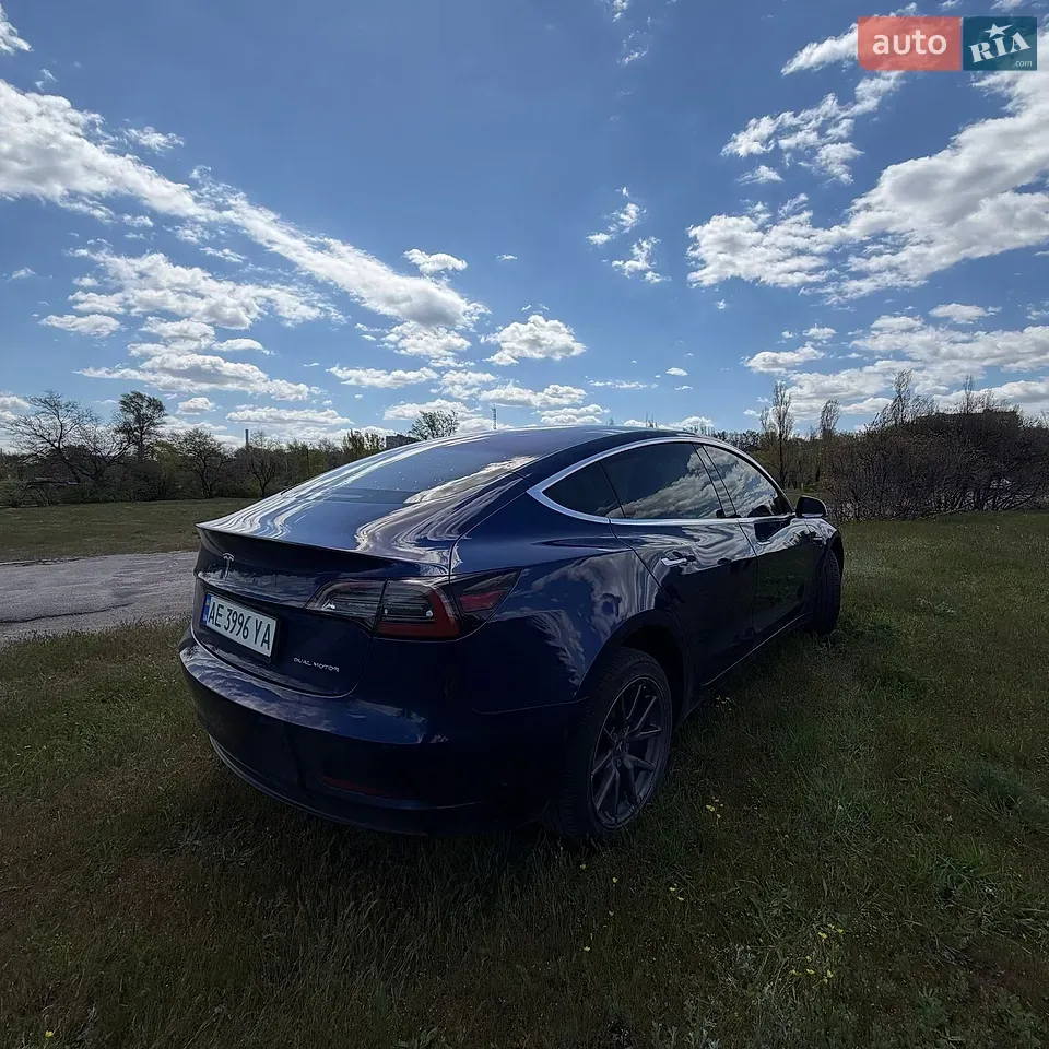 Tesla Model 3 2018 photo 5