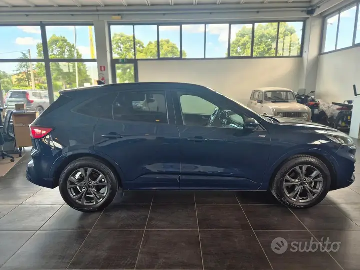 Ford Kuga 2023 photo 3