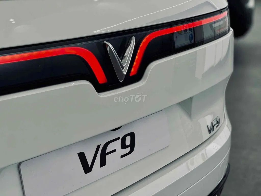 Vinfast Vf9 2026 photo 2
