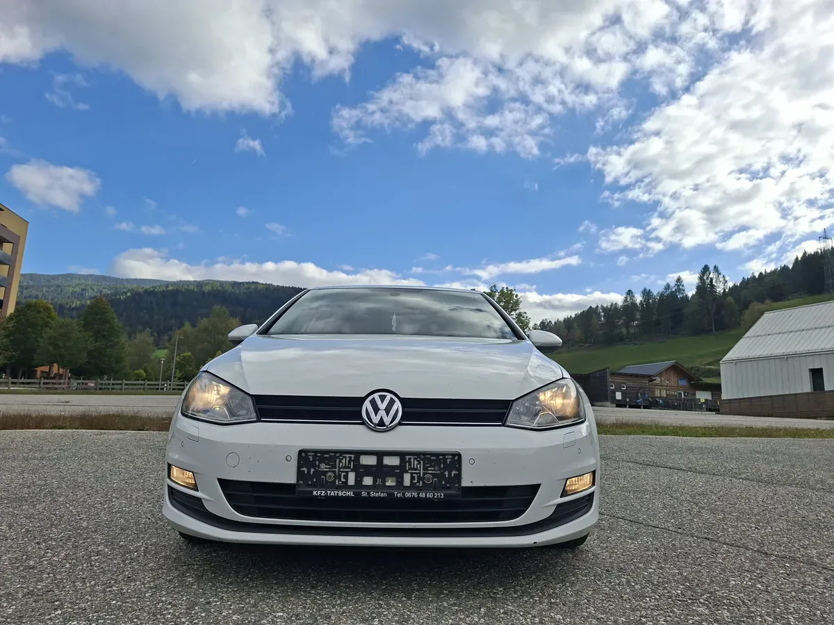 Volkswagen Golf 2013 photo 2