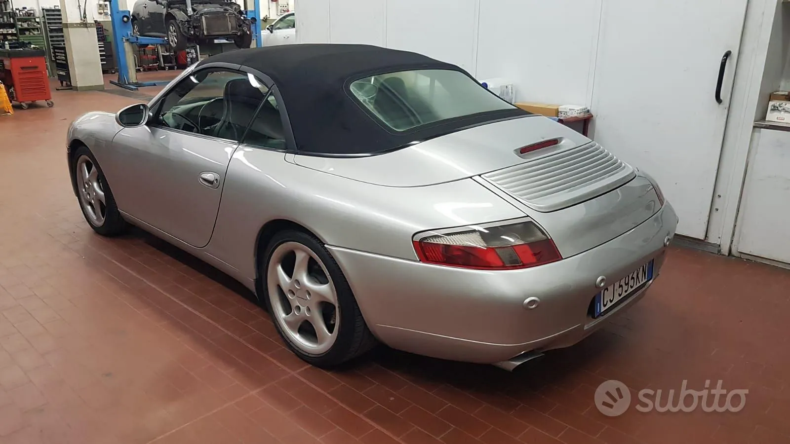 Porsche 911 2000 photo 3