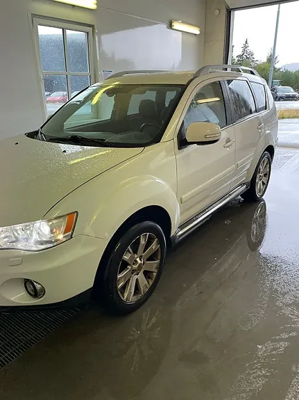 Mitsubishi Outlander 2010 photo 3