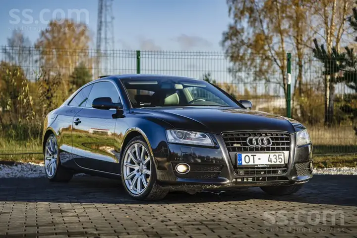 Audi A5 2009 photo 3